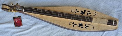 Barbara Allen™ 4-String Baritone Dulcimer at gibsondulcimers.com