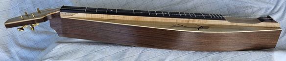 Barbara Allen™ Dulcimer at https://gibsondulcimers.com/dulcimers_in_stock.html
