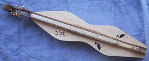 Jenny Lind™ Dulcimer by https://gibsondulcimers.com/index.html