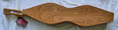 Jenny Lind™ Dulcimer at https://gibsondulcimers.com/dulcimers_in_stock.html