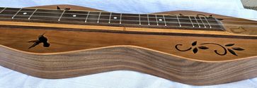 Jenny Lind™ 4-String Dulcimer at https://gibsondulcimers.com/dulcimers_in_stock.html