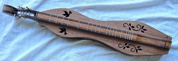 https://gibsondulcimers.com/dulcimers_in_stock.html