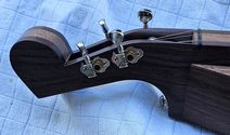 https://gibsondulcimers.com/dulcimers_in_stock.html